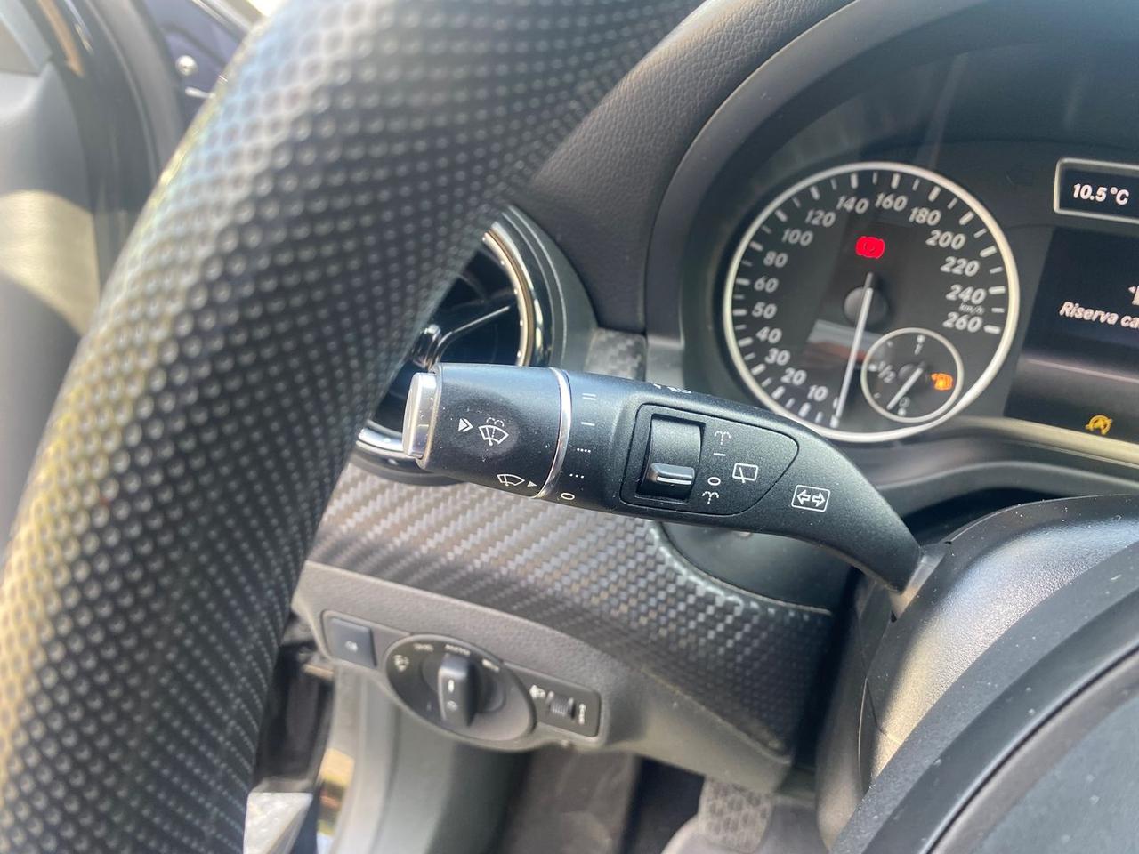Mercedes-Benz GLA 180 CDI Sport GLA 180 #7230