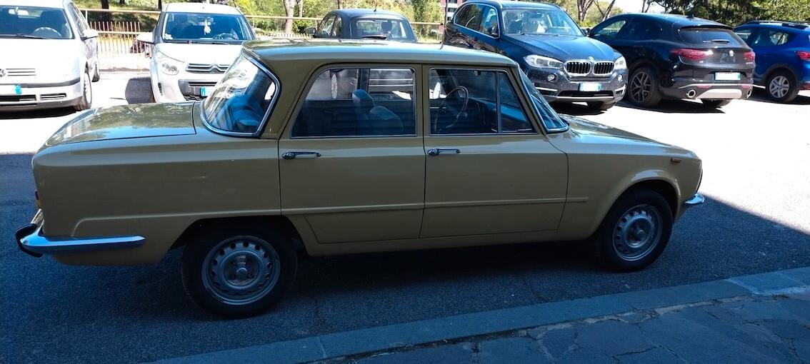 Alfa Romeo Giulia 1300 NUOVA SUPER