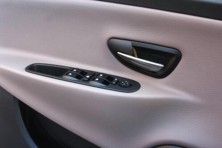 Lancia Ypsilon 1.3 MJT 16V 95 CV 5 porte S&S Elle STUPENDA INTERNO ALCANTARA CLIMA AUTOMATICO