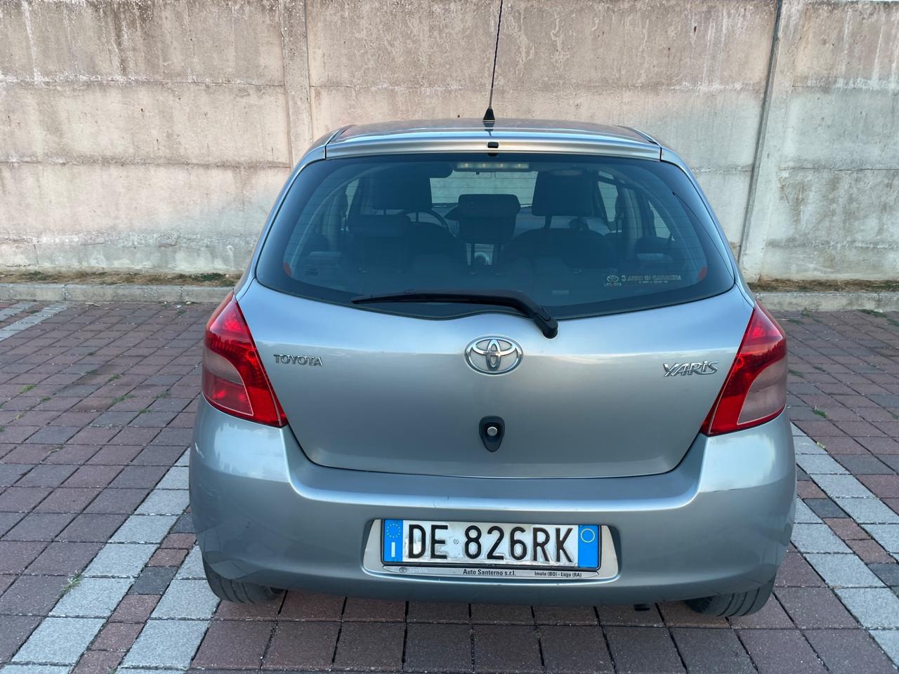 Toyota Yaris 1.0 5 porte Sol