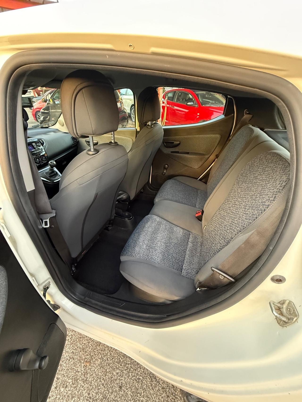 Ypsilon 1.0 /Hybrid/unipro/iva esposta /rate/