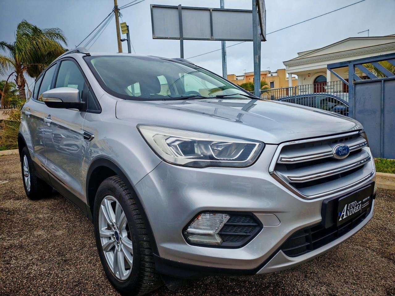 Ford Kuga 1.5 TDCI 120 CV 2WD Titanium 2018