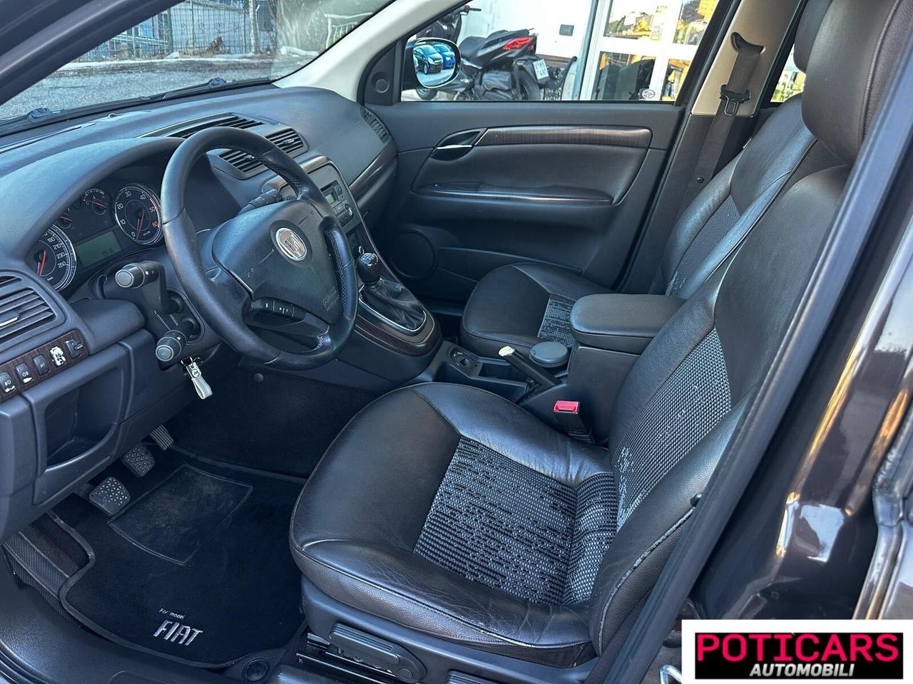 Fiat Croma 1.9 Multijet Emotion