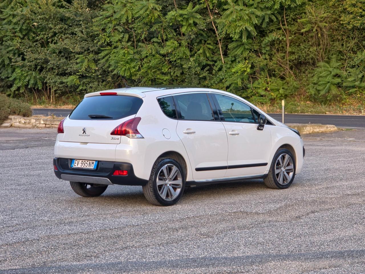 Peugeot 3008 1.6 HDi 115CV Allure E5B Manuale NEO 2014