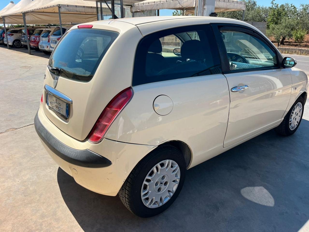 Lancia Ypsilon 1.2 benzina