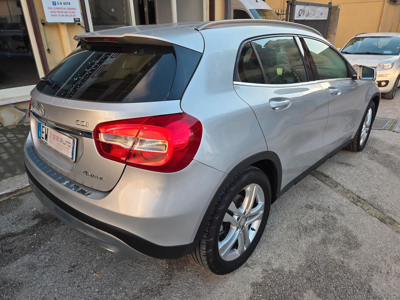 MERCEDES GLA 2.2 136 CV SOLI 100000 KM CERTIFICATI