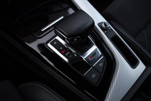 AUDI RS4 Avant