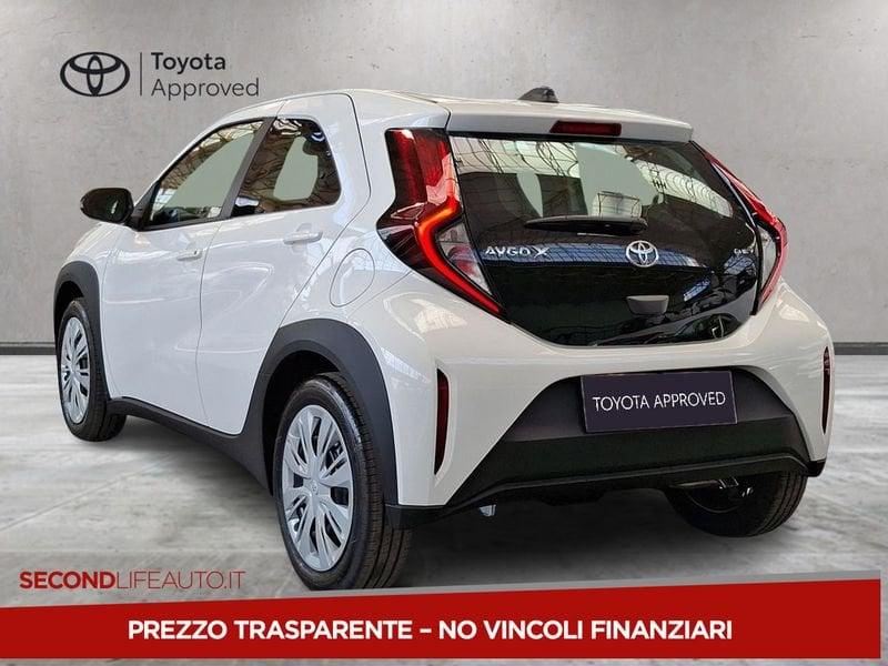Toyota Aygo X 1.5 hybrid e-cvt
