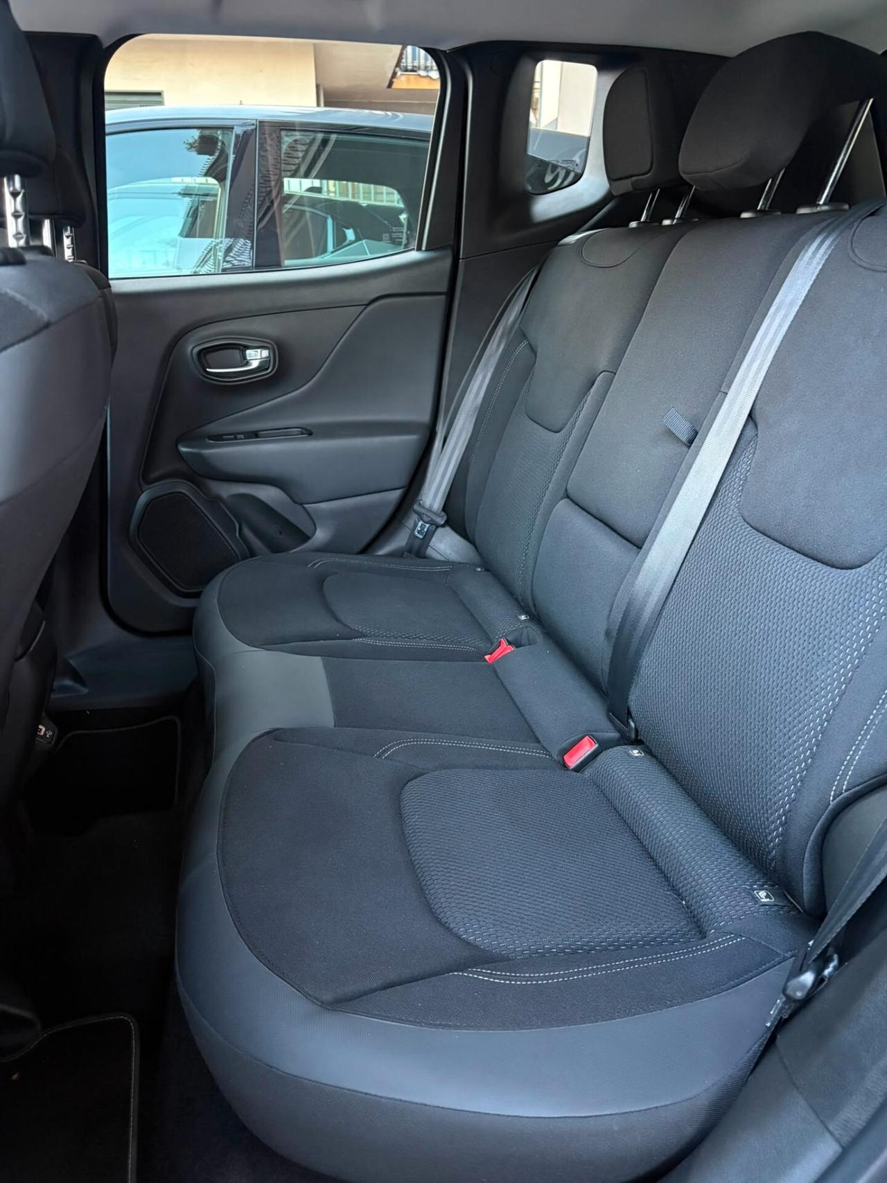 Jeep Renegade 1.5 Turbo T4 MHEV Limited