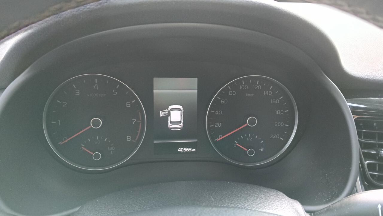 KIA STONIC 1.2 B/GPL-RETROC-KM 40.000