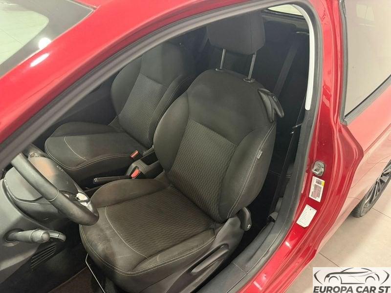 Peugeot 208 Touch PureTech 82cv