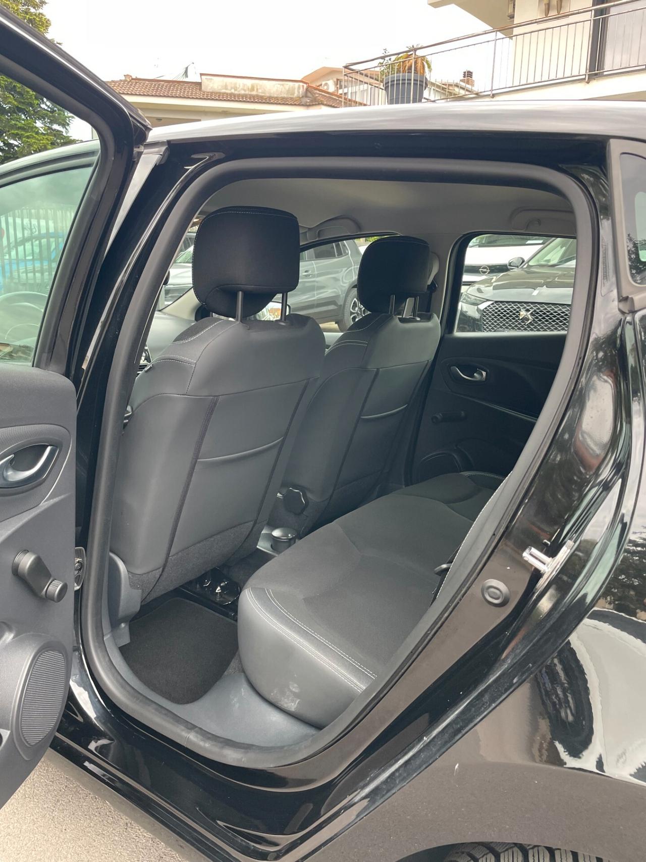 RENAULT Clio 1.5 dCi 90CV BUSINESS