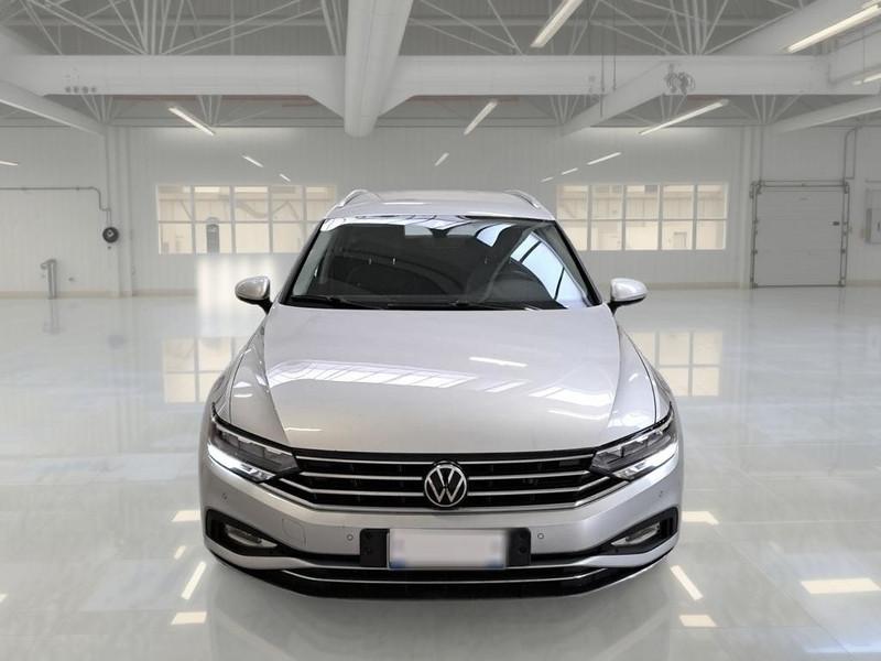 VOLKSWAGEN PASSAT VARIANT 2.0 TDI SCR EVO 110kW Executive BMT DSG