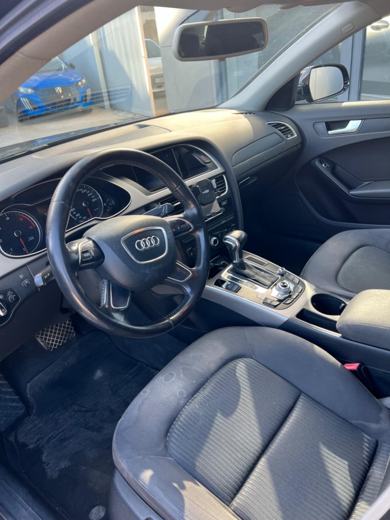 Audi A4 2.0 TDI 177 CV mult. Advanced - cambio automatico