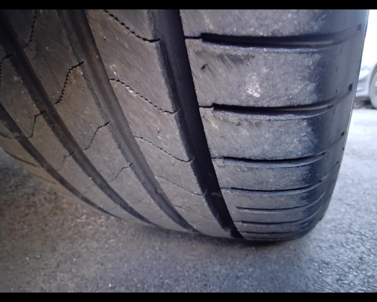 Mercedes-Benz GLA-X156 2014 - GLA 220 d Premium 4matic 177cv auto