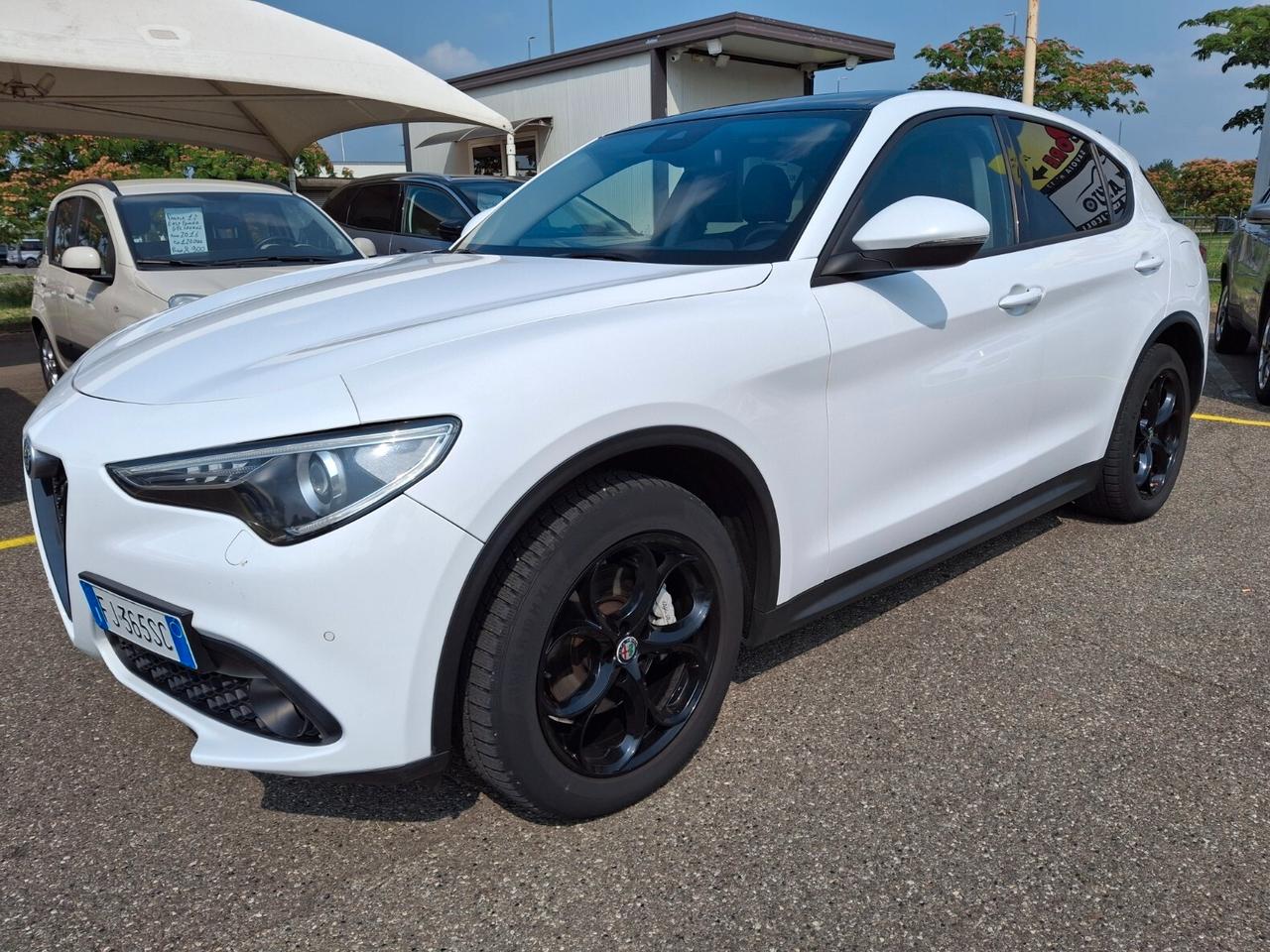 Alfa Romeo Stelvio 2.2 Turbodiesel 210 CV AT8 Q4 Executive