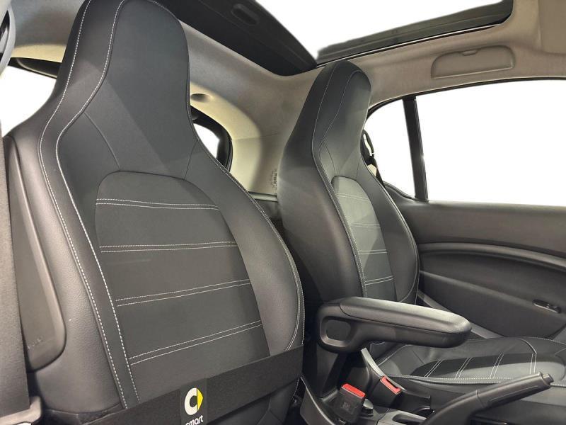 Smart fortwo 22kW EQ racingrey