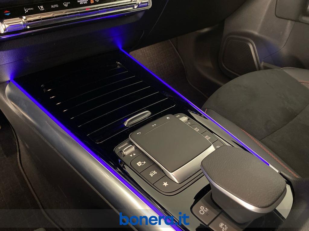 Mercedes GLA 35 AMG 4Matic Speedshift DCT AMG 8G