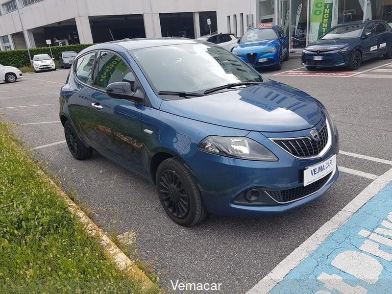 Lancia Ypsilon 1.0 FireFly 5 porte S&S Hybrid Silver