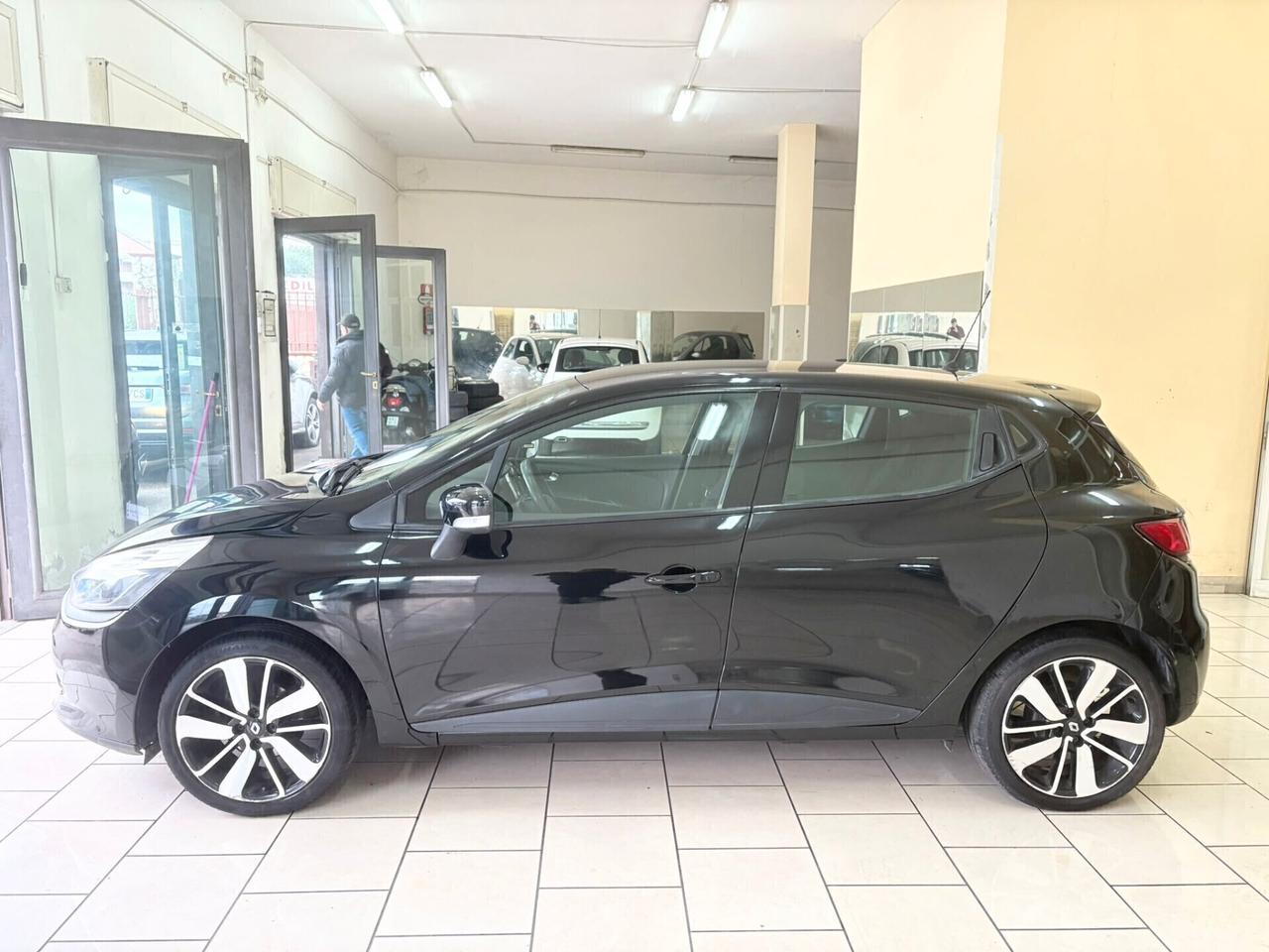 Renault Clio 1.2i GAS GPL NAVI EURO5