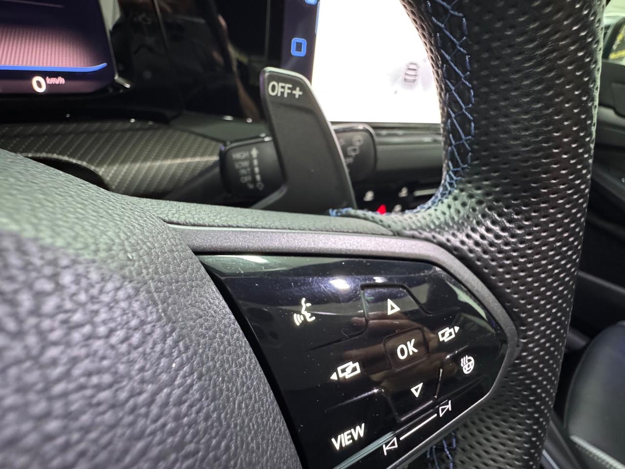 Volkswagen Golf 2.0 TSI R DSG 4Motion