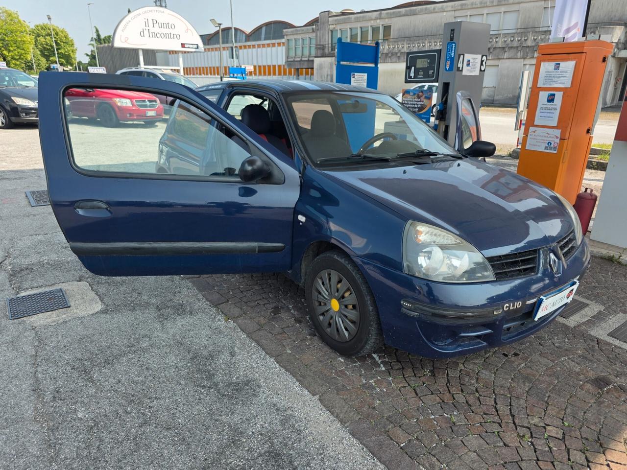 Renault Clio Storia 1.2 3 porte con 265.000km Gpl
