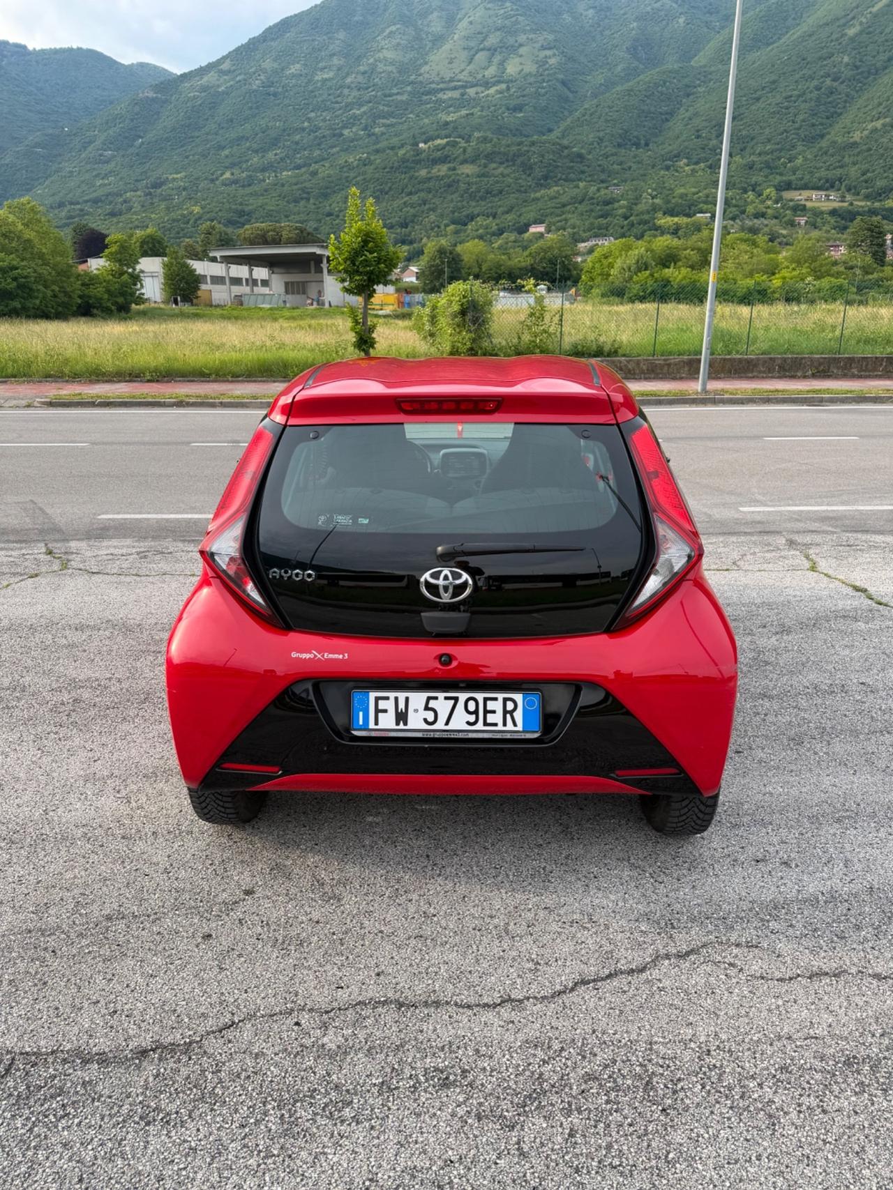 Toyota Aygo 1.0 VVT-i 72 CV 5 porte x-clusiv