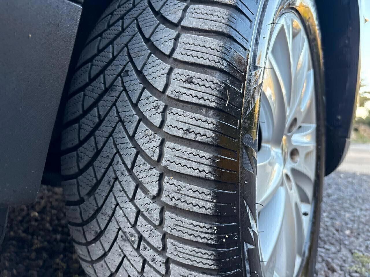 Volkswagen Tiguan 2.0 TDI DPF 4MOTION Sport