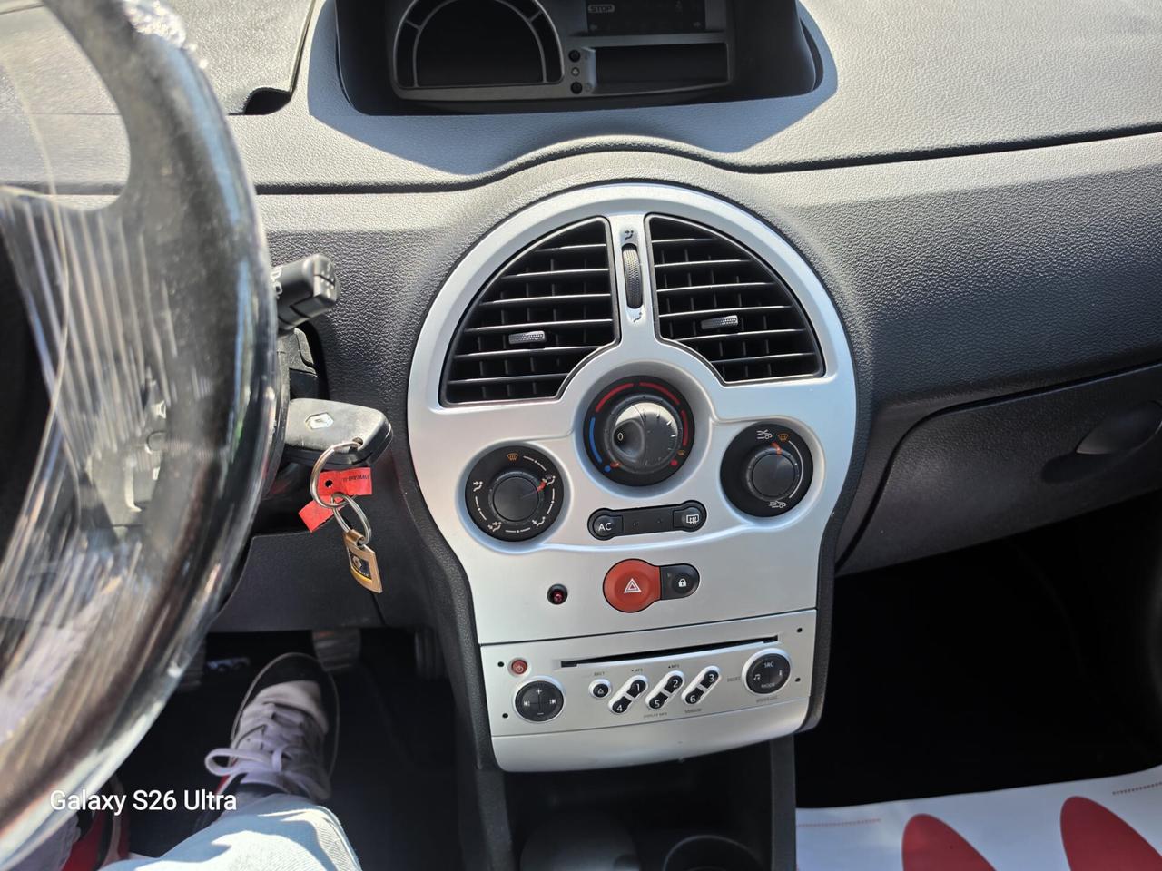 Renault Modus Grand 1.2 BENZINA - ANNO 2010