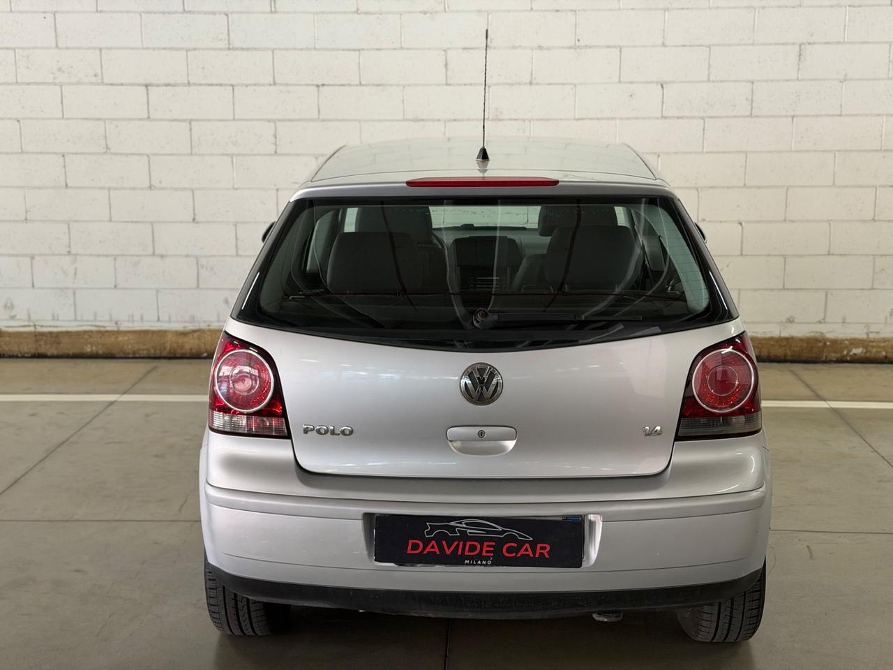 Volkswagen Polo 1.4/75CV 16V 5p. Sportline