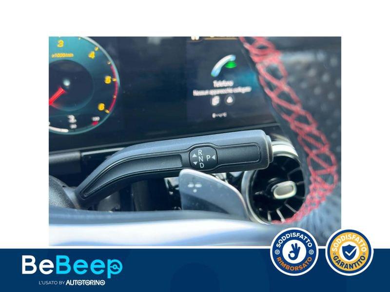 Mercedes-Benz GLA 200 D PREMIUM 4MATIC AUTO