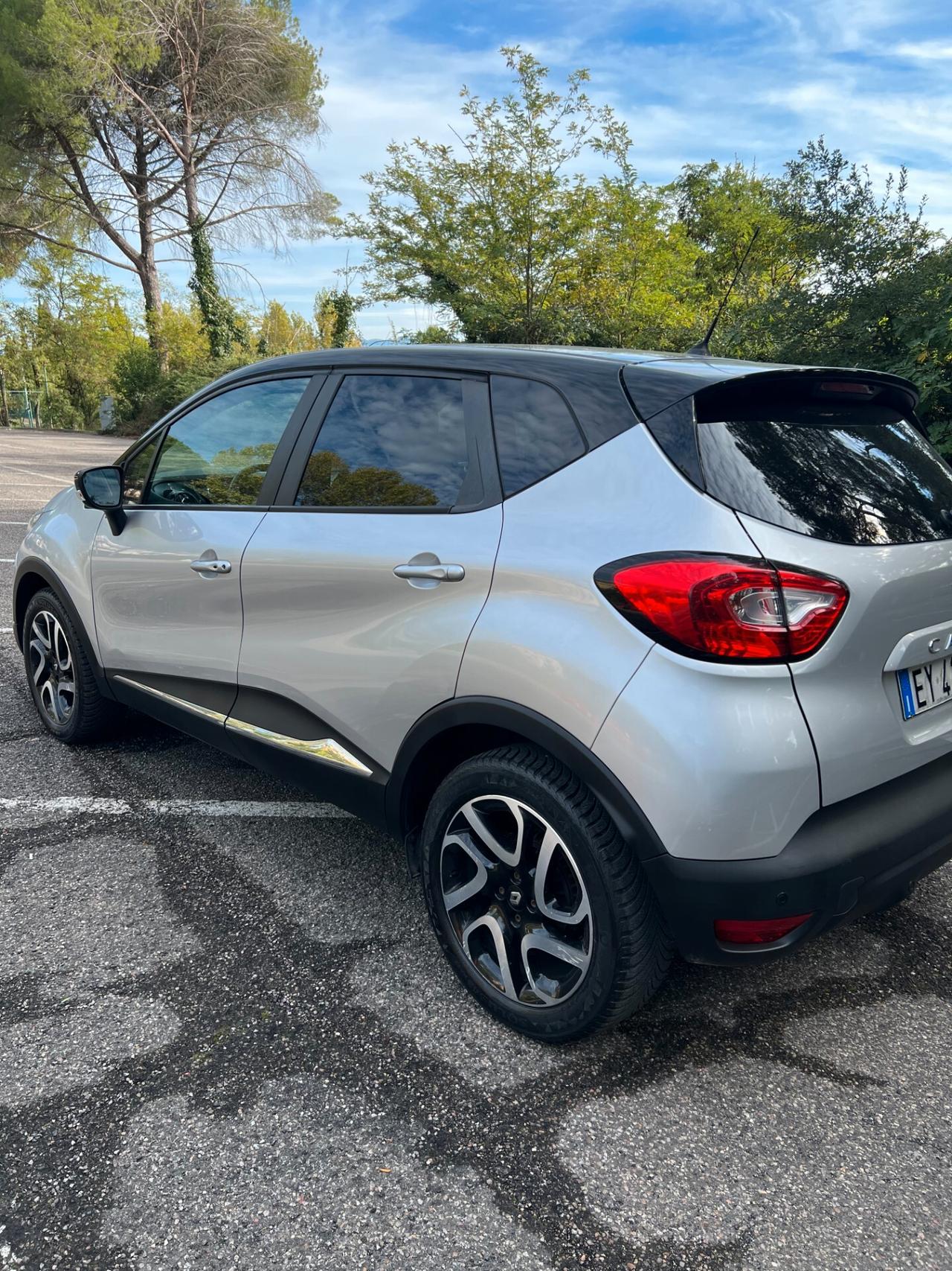 ADATTA PER NEOPATENTATI Renault Captur 1.5 dCi 8V 90 CV Start&Stop Energy R-Link