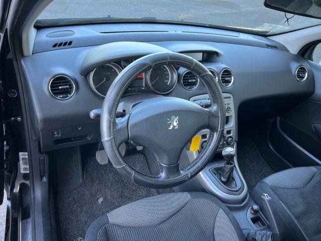 PEUGEOT 308 1.6 HDi 90CV 5P. Neopatentati