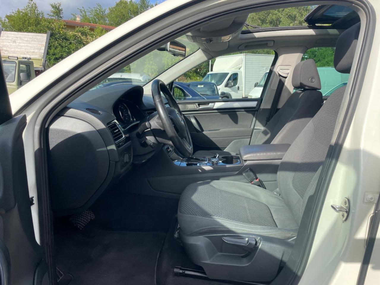 Volkswagen Touareg 3.0 TDi