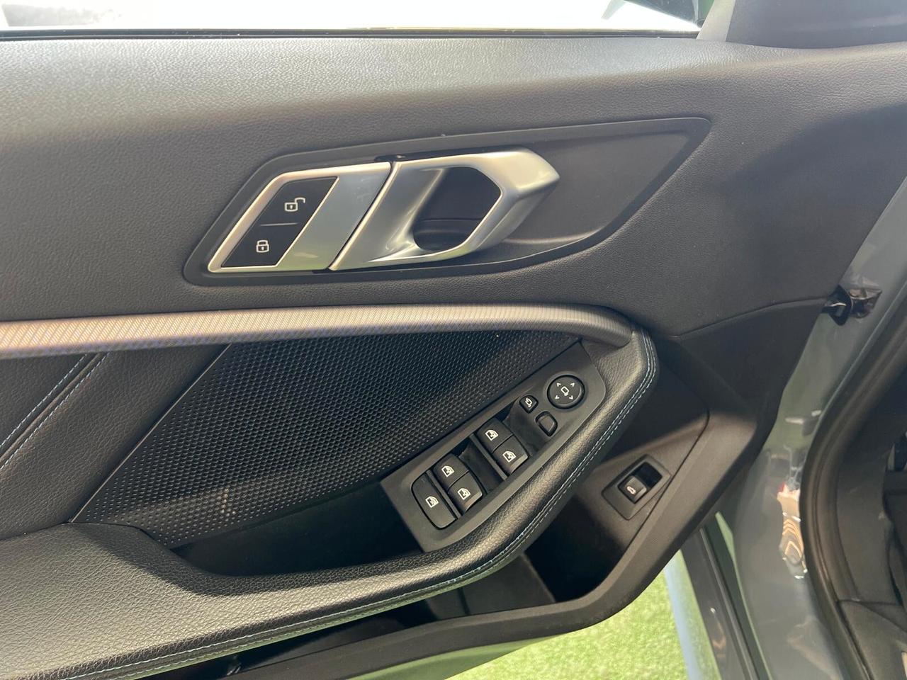 BMW SERIE 118d 2.0 DIESEL 150CV M SPORT