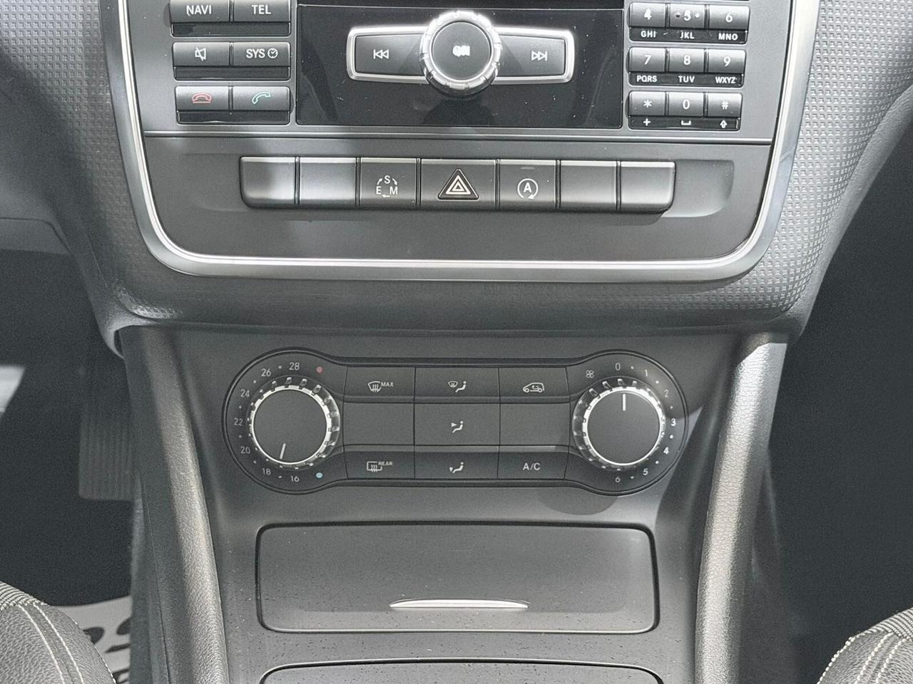 MERCEDES A180 CDI 1.5 109CV AUTO BUSINESS 2015