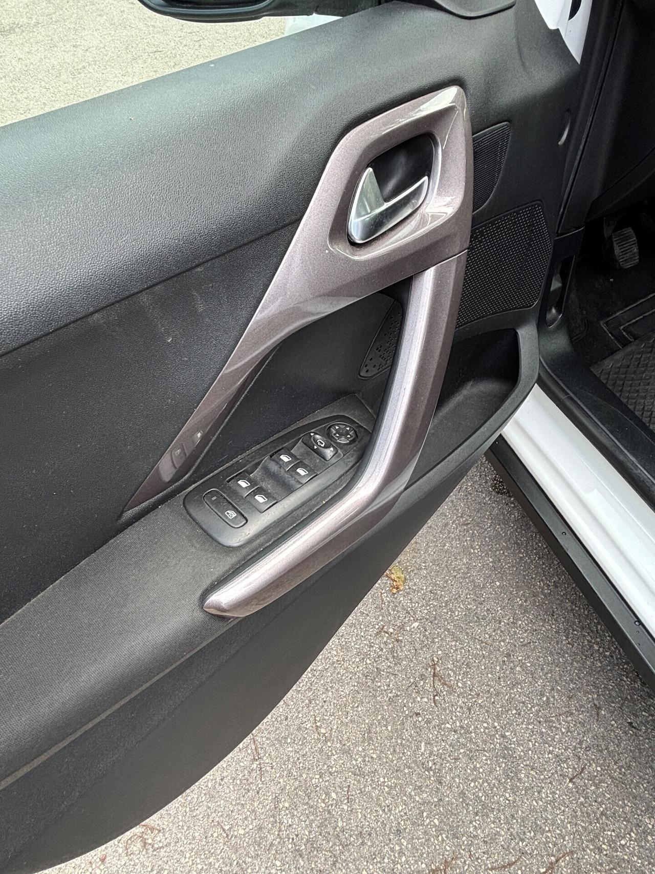 Peugeot 2008 PureTech 82 ETG5 S&S Allure