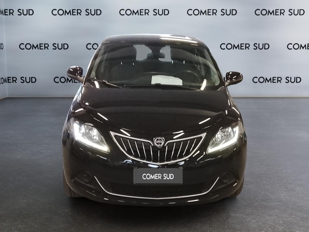 LANCIA Ypsilon III 2021 - Ypsilon 1.0 firefly hybrid Silver s&s 70cv