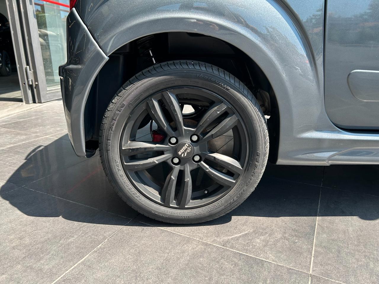 Ligier JS JS50 Progress Sport Young 2.0
