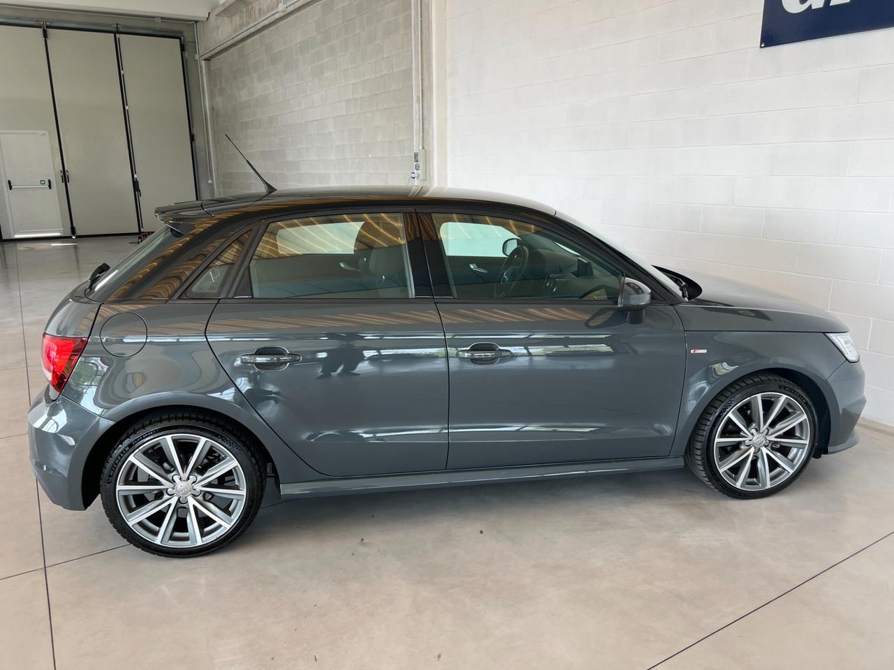 Audi A1 SPB 1.0 TFSI s-line esterno ok neopatentati taglindata