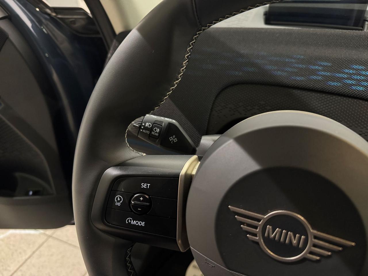 MINI Mini Countryman U25 1.5 48V C Classic auto - PACCHETTO S!