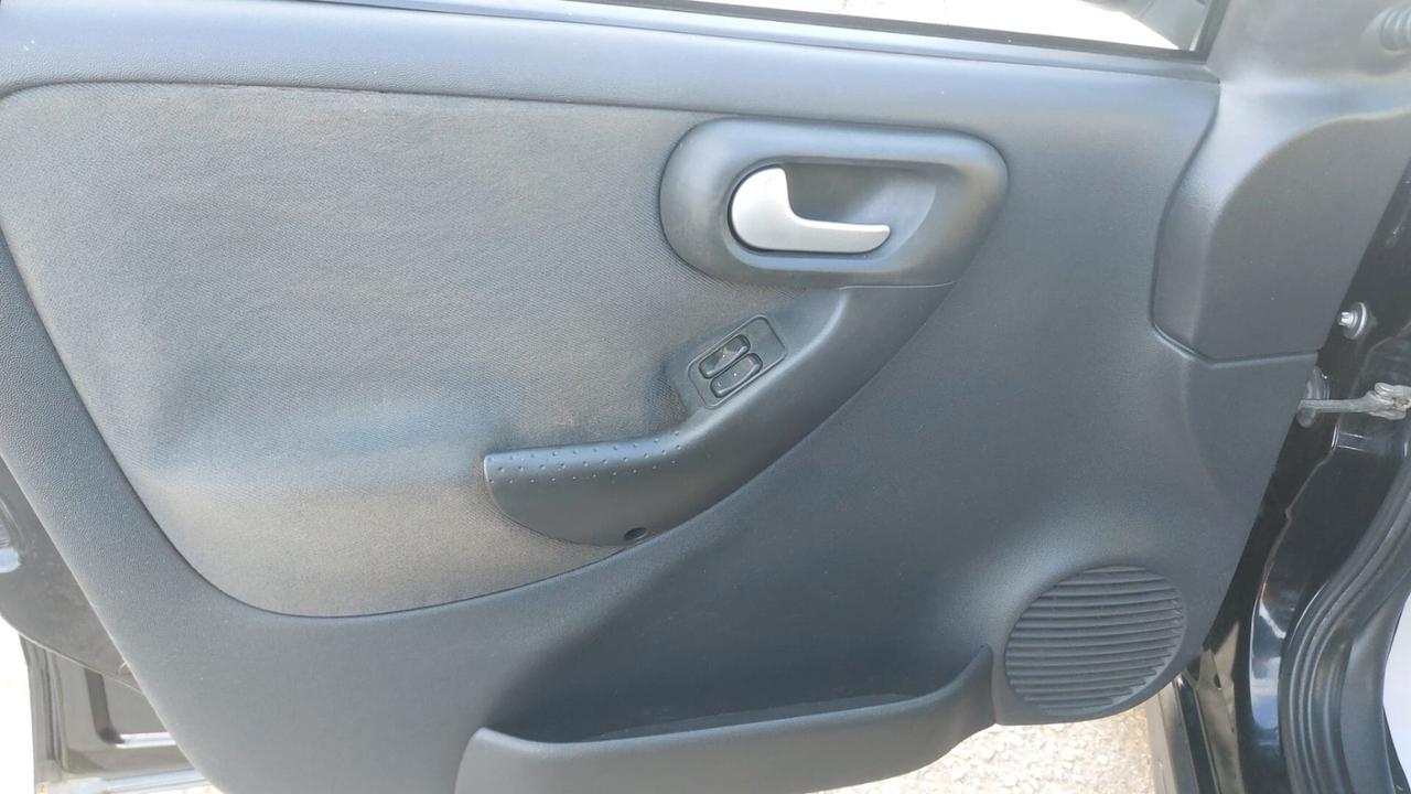 Opel Corsa COSMO 1.3 CDTi 70CV COME NUOVA