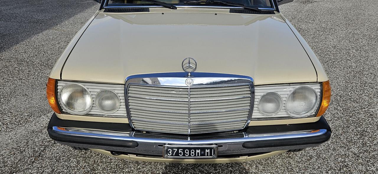 Mercedes-benz 200 *ISCRITTA ASI