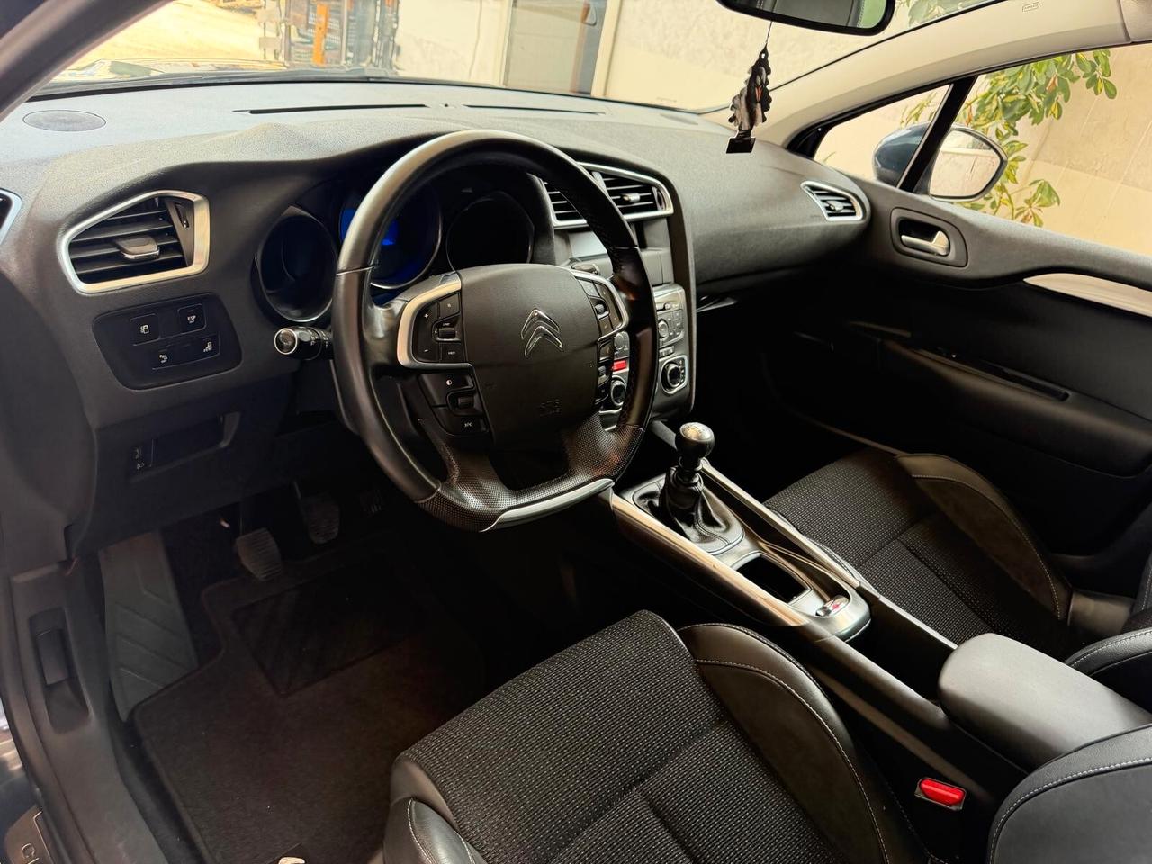Citroen C4 1.6 e-HDi 110 Seduction