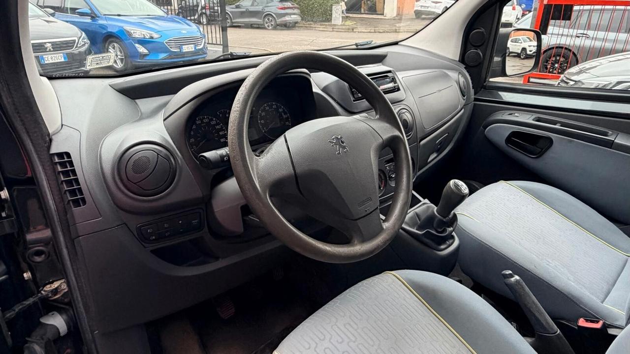 Peugeot Bipper Tepee 1.4 HDi 70CV Outdoor
