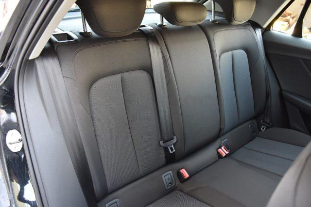 AUDI Q2 30 TDI S tronic Business *Telecamera, Navigatore*