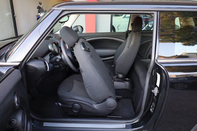 MINI One 1.6 16V One (55kW) 17" Ideale per NEOPATENTATI