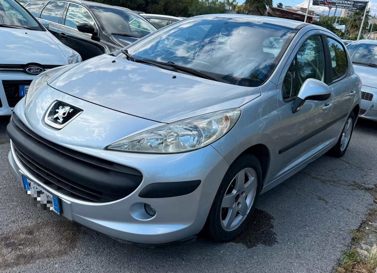 Peugeot 207 1.4 HDi 70CV 3p. ONE Line