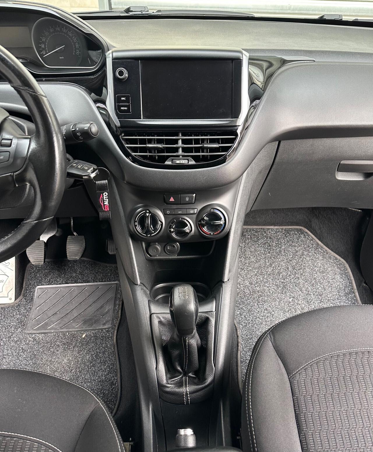 Peugeot 208 1.5 BlueHDi 100cv 5p. Allure