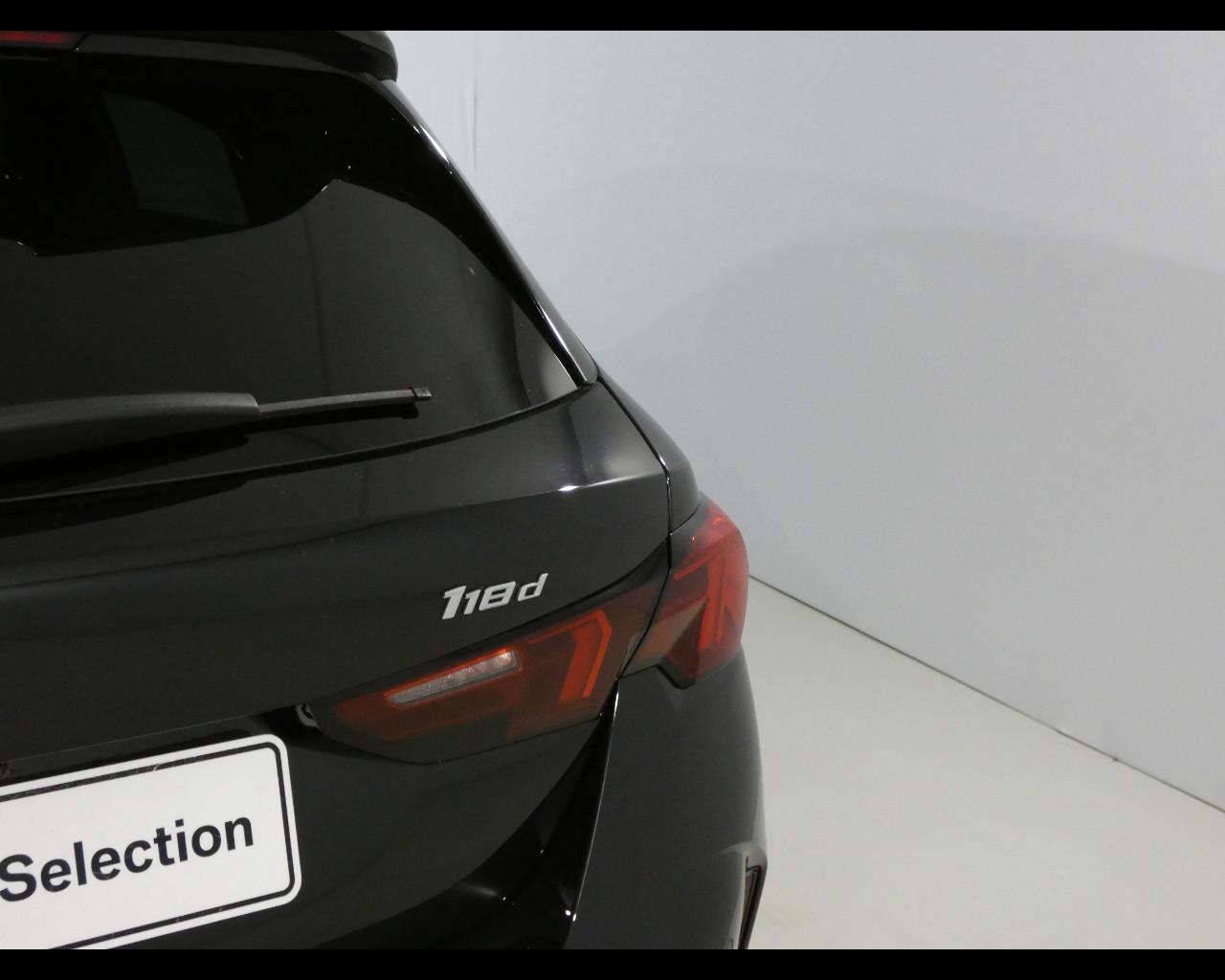 BMW Serie 1 (F70) - 118d MSport Pro